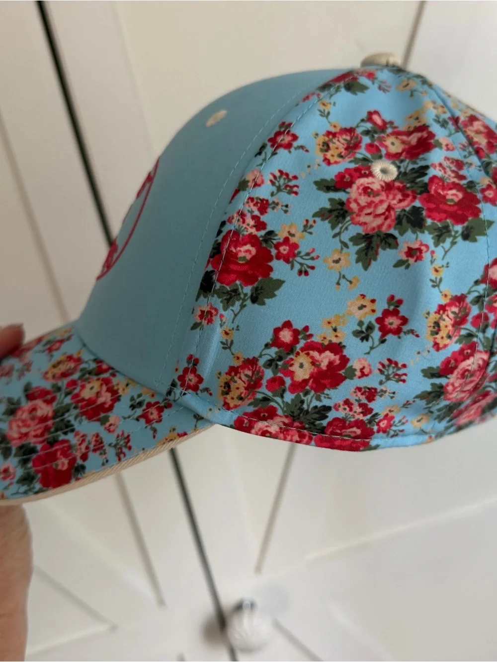 Bass Pro Shops Light Blue & Red Floral Trucker Hat